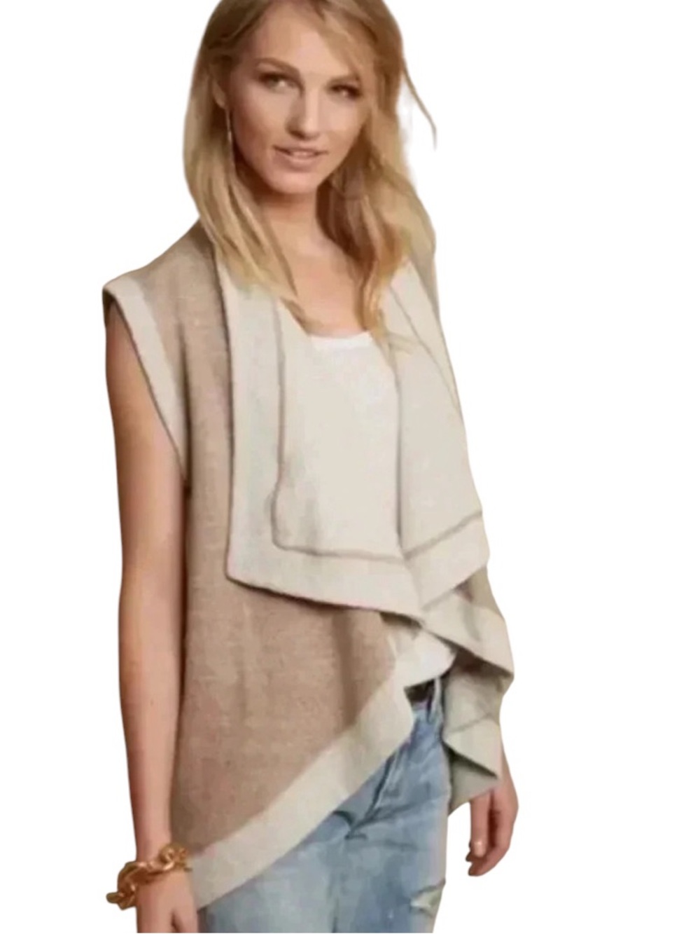 Matilda Jane Beige Shimmer Sleeveless Sweater size Medium